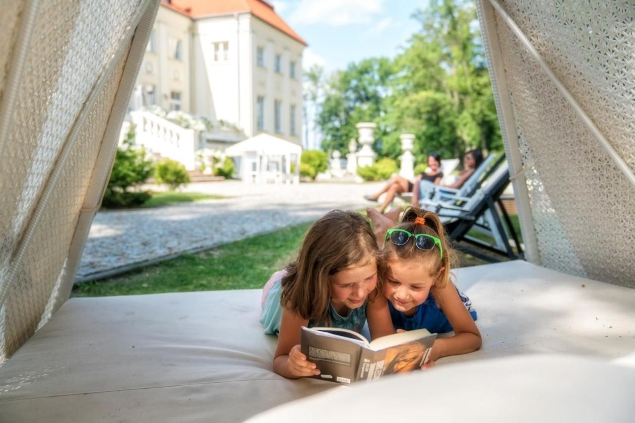 Отель Hotel Pałac Alexandrinum Krubki-28